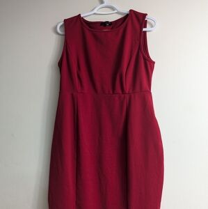 Elegant Red Sleeveless Dress